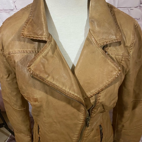 Zara tan color faux leather jacket - Picture 5 of 5